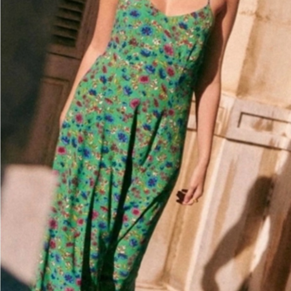 EUC Sezane Margarita Robe Dress